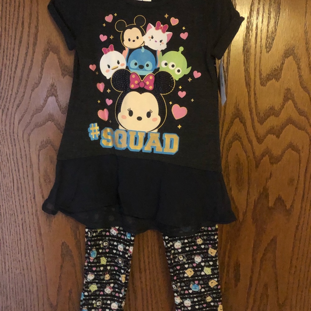 Disney Tsum Tsum Girls 2pc set. NWT
